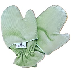 Soothing wheat mittens